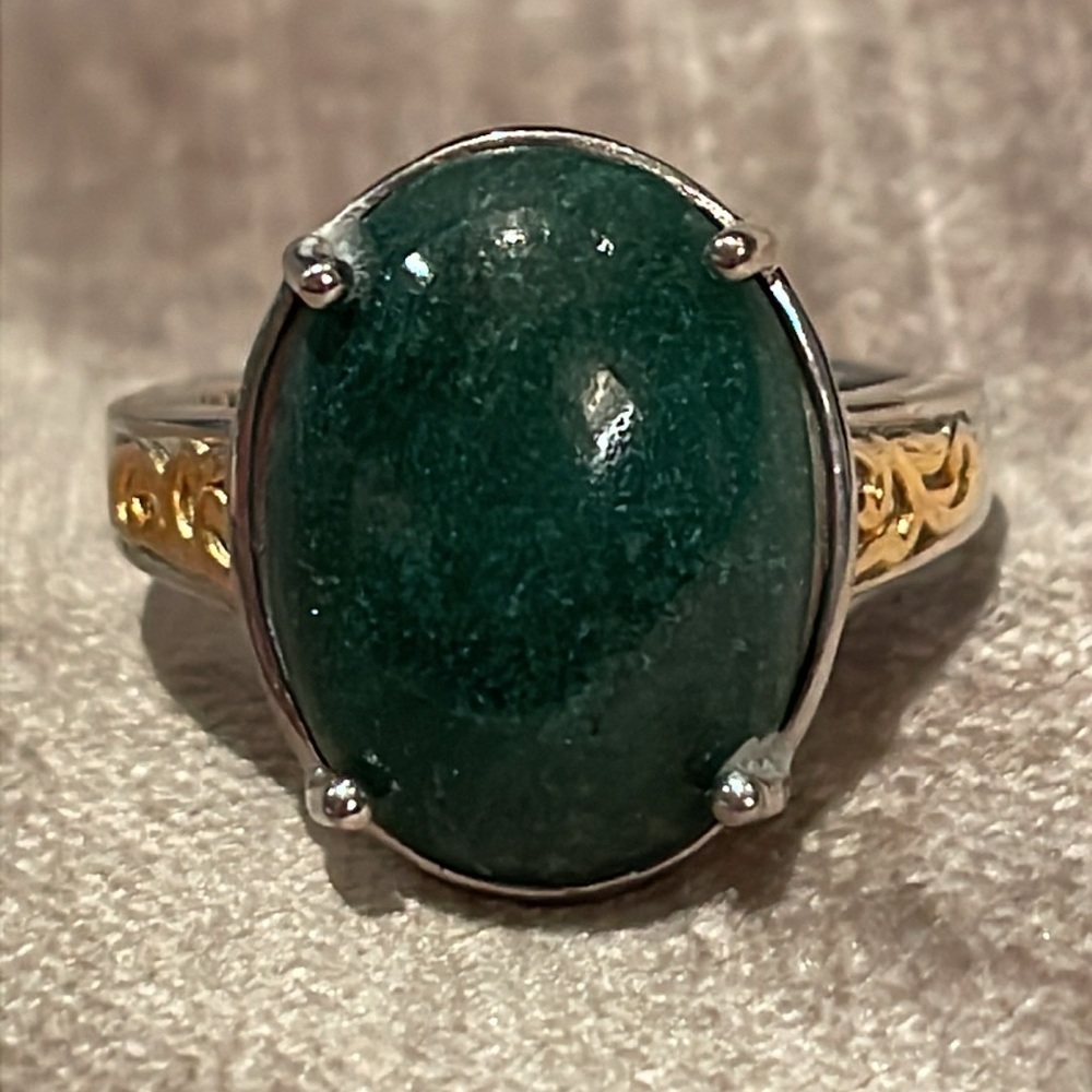 Green Aventurine Ring Size 9 Gemstone is 14 Karats New - Picture 5 of 8